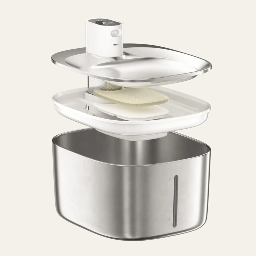 PureFlow Filtered Water Fountain – Fresh, filtered water your cat actually wants to drink